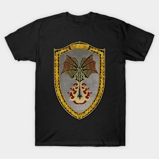 Crimson Defiance (Shield Gold Celtic Rope on Black leather) T-Shirt